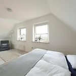 Barsch Apartment